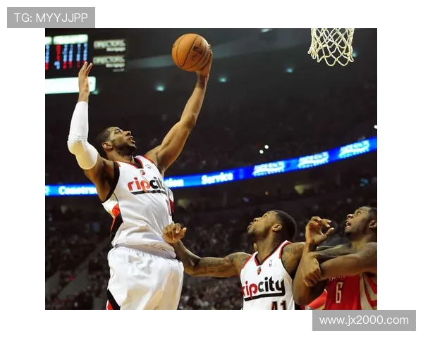 2005年NBA季后赛火箭队与开拓者队激战回顾与精彩瞬间分析