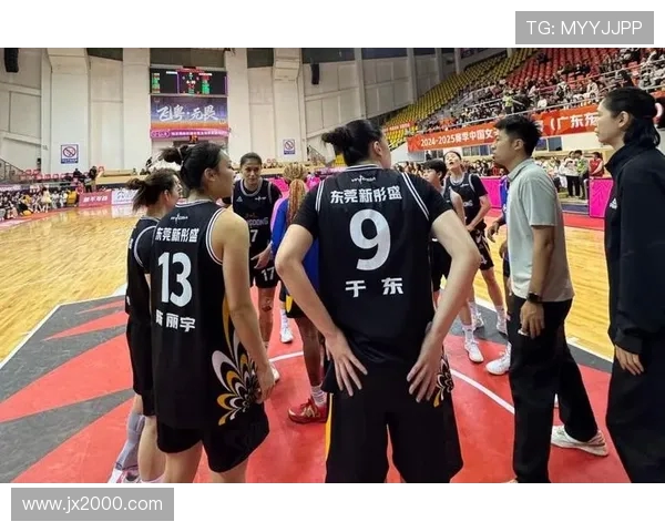 法国女篮与黑山女篮激战正酣谁能在这场对决中笑到最后 法国女篮与黑山女篮激战正酣谁能在这场对决中笑到最后