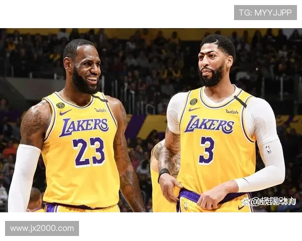 湖人对决热火精彩回放回顾12月11日比赛亮点与关键时刻分析 湖人对决热火精彩回放回顾12月11日比赛亮点与关键时刻分析